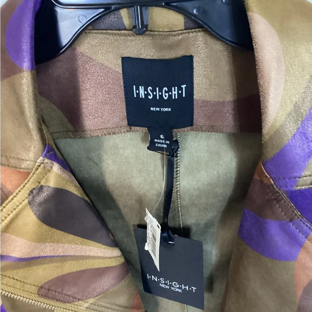 Insight Women's Bold Abstract Blazer - Picture 3 of 4